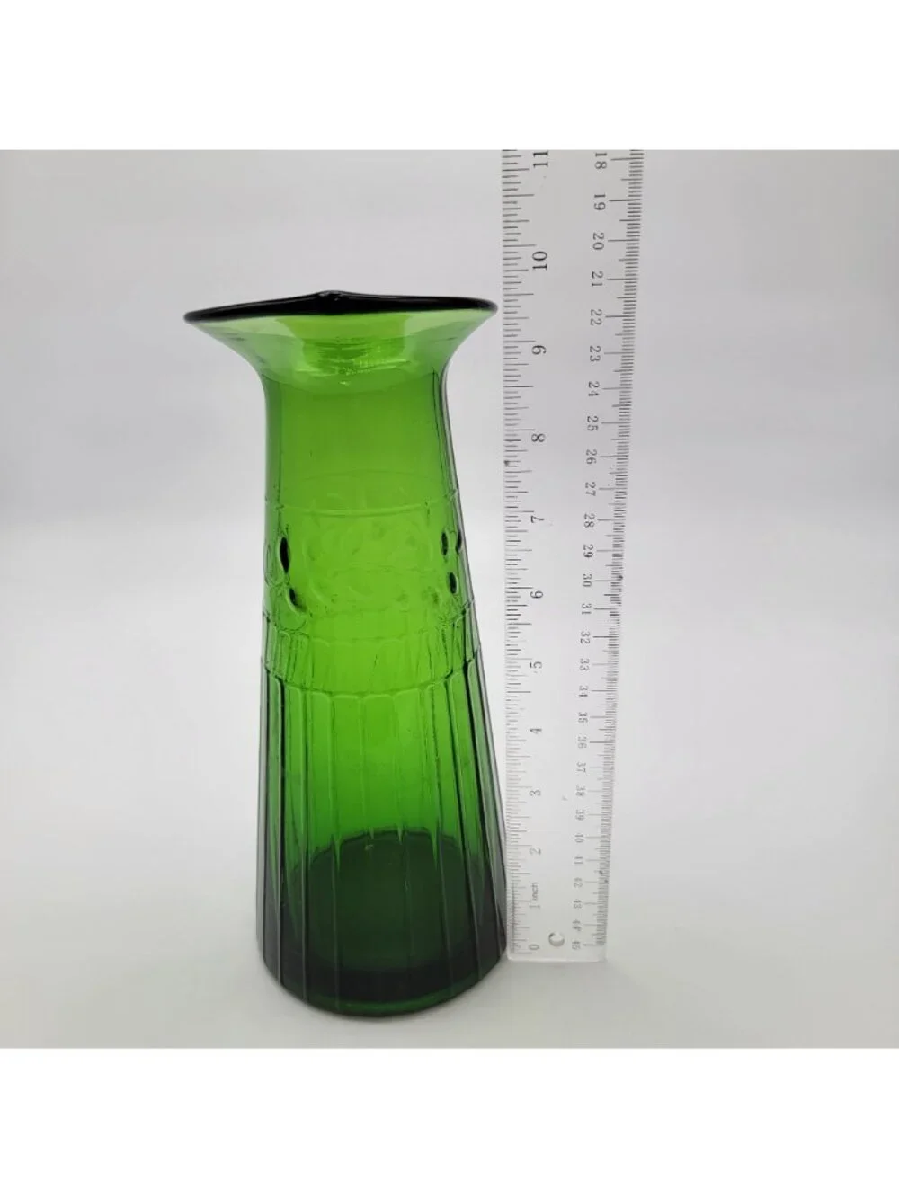 Vintage Pier 1 Emerald Green Glass Fauna Carafe